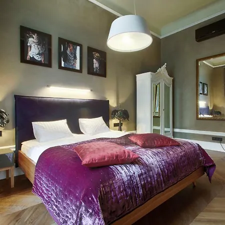 Luxury Boutique Cracow Old Town 8 Pers Lägenhet *