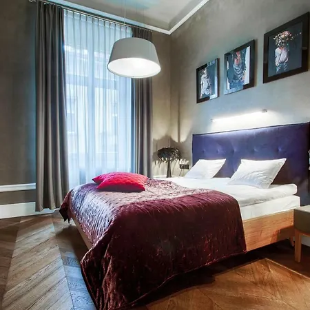 Luxury Boutique Cracow Old Town 8 Pers Lägenhet